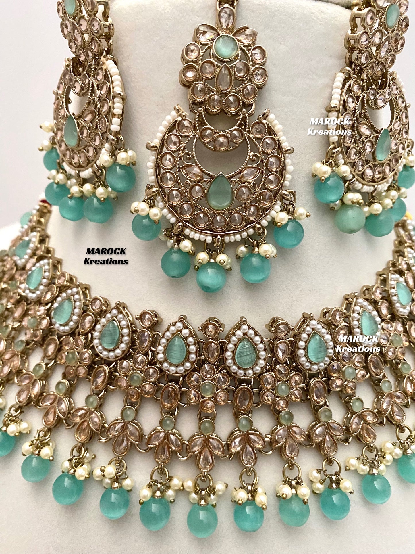 Sadhna Antique Gold Polki Necklace set