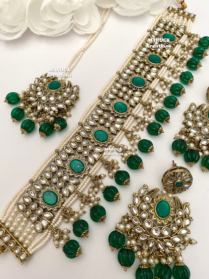 Kundan Green choker set