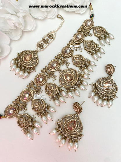 Yumna Polki statement Choker/Necklace set