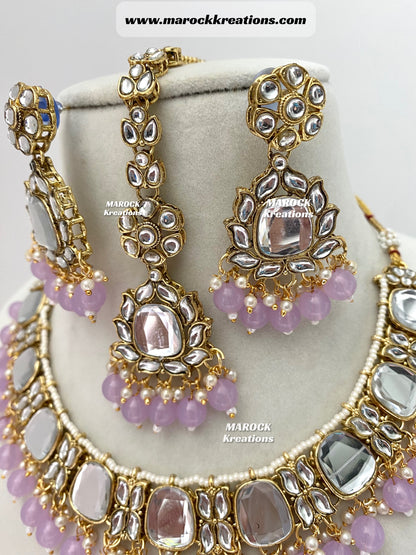 Avleen Kundan Necklace set