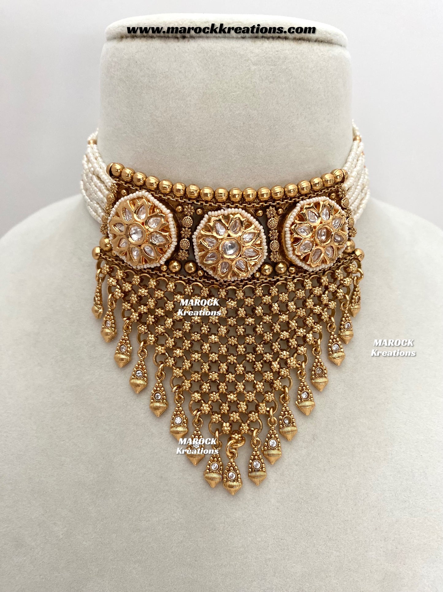 Ruchi Premium Quality Gold plated exclusive Kundan Choker set