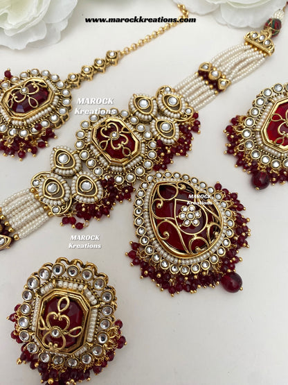 Premium Quality Kundan Statement choker set