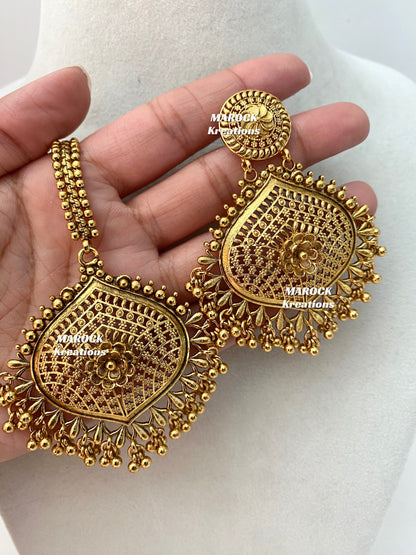 Vanshika Premium Quality Gold plated statement choker set