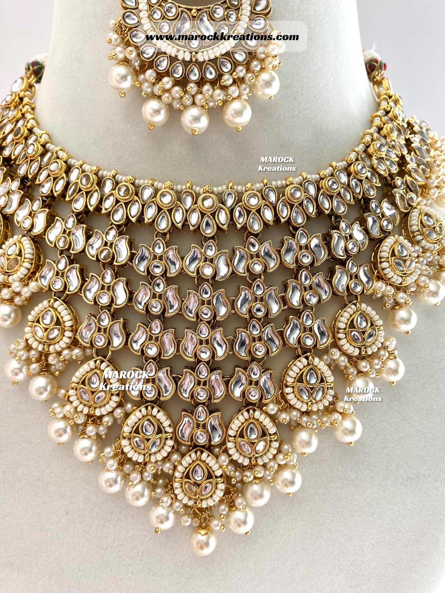 Fine Kundan V-shape Statement Necklace set