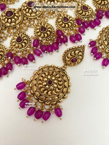 Trendy Gold plated traditional choker sets