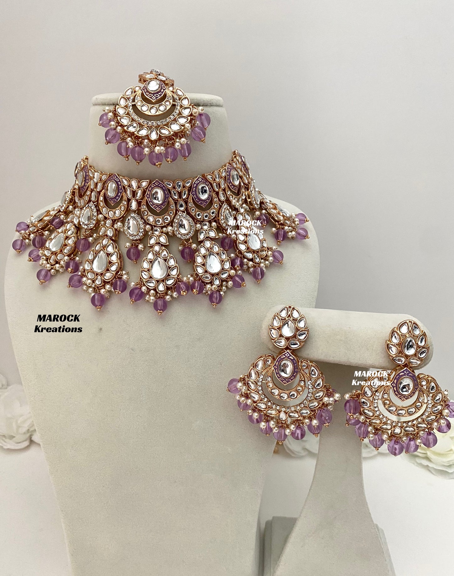 Kaniz Premium Quality Rose Gold Kundan Meenakari Choker/Necklace set