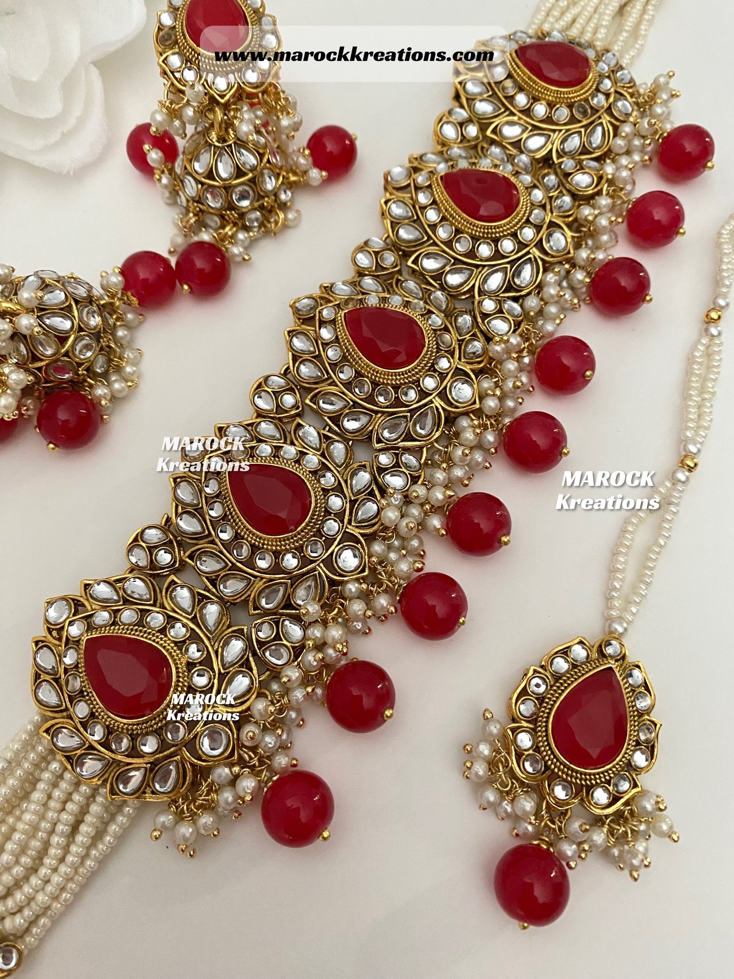 Fine quality Kundan Choker set