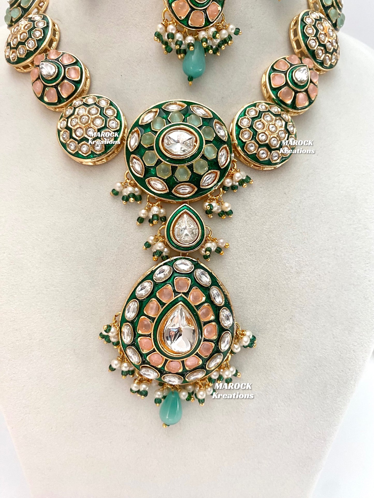 Tania Premium Quality uncut Kundan Statement Necklace set