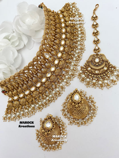 Elegant Gold Plated premium quality Kundan Statement Necklace set/Bridal set