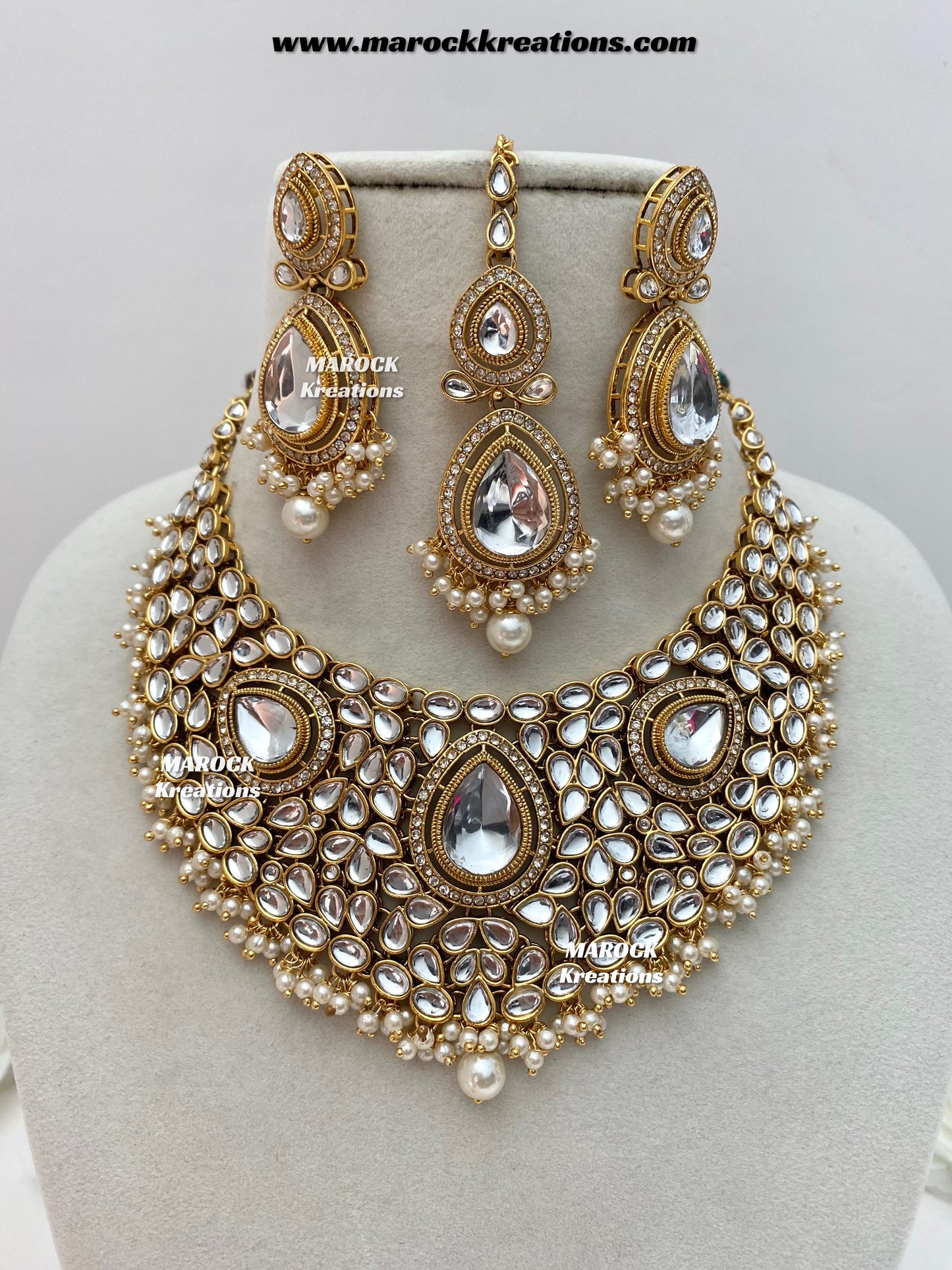 Veena Premium Quality Kundan Statement Necklace set