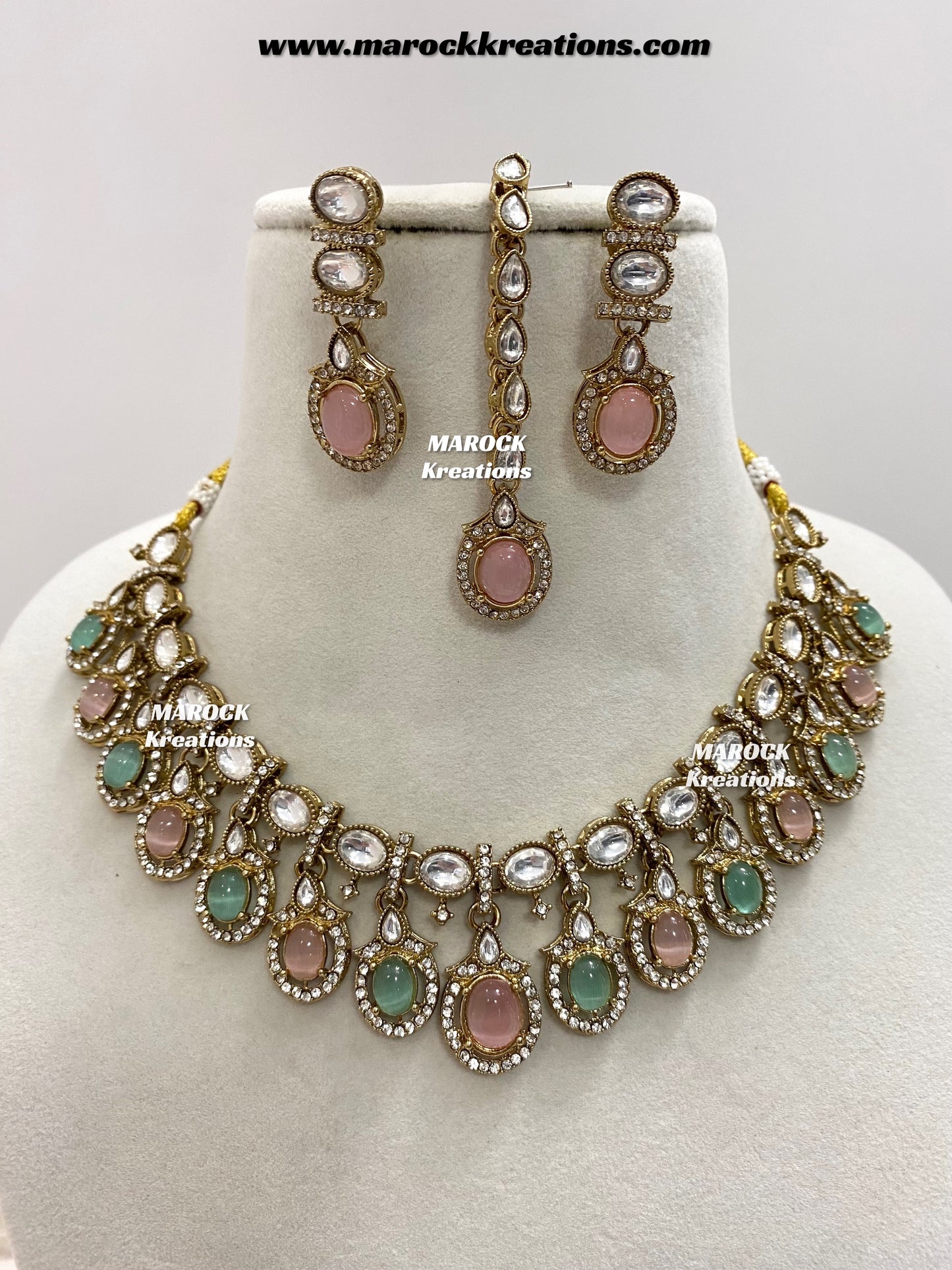 Areeba Kundan Necklace set