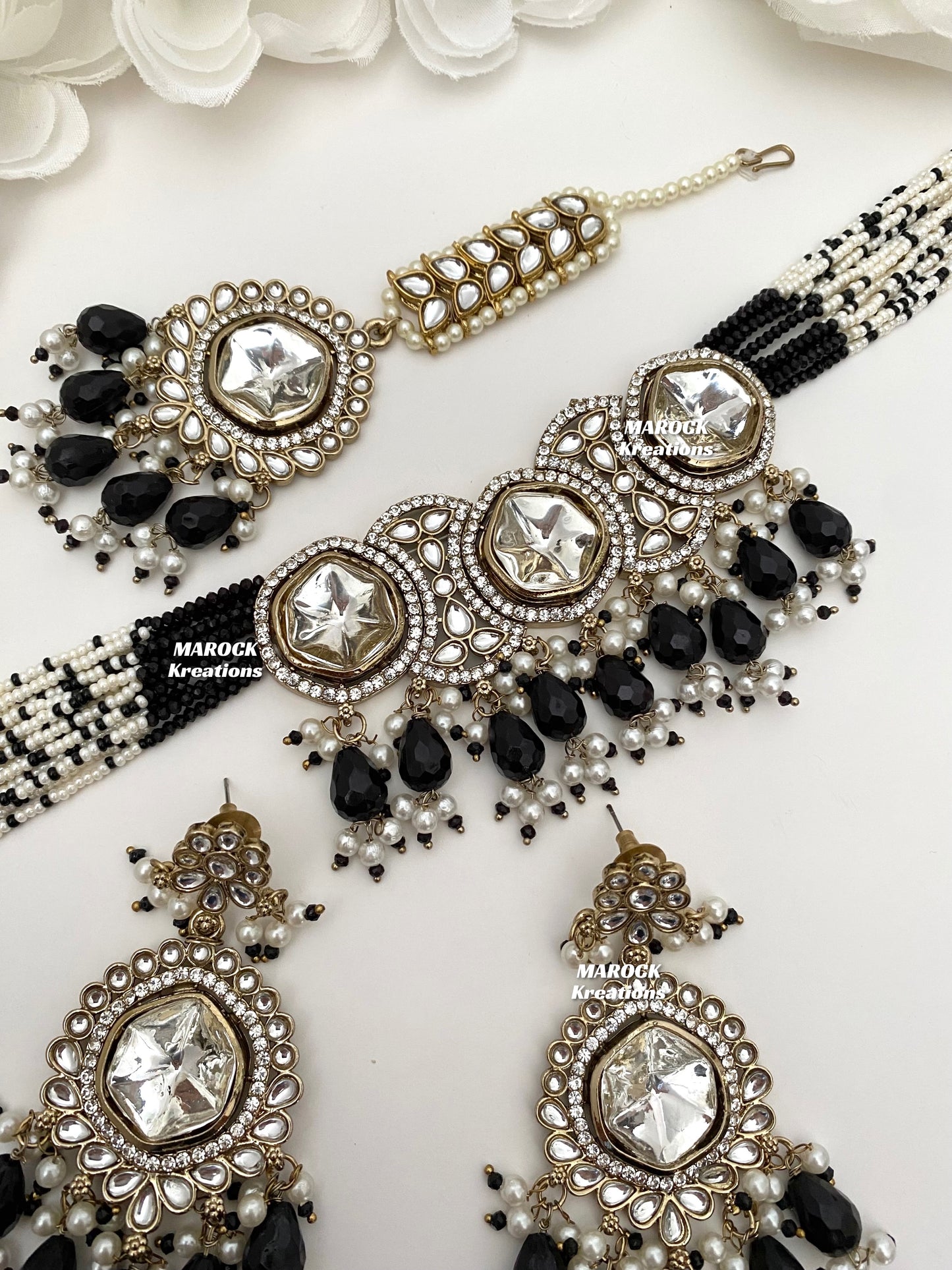 Amina Kundan Choker set