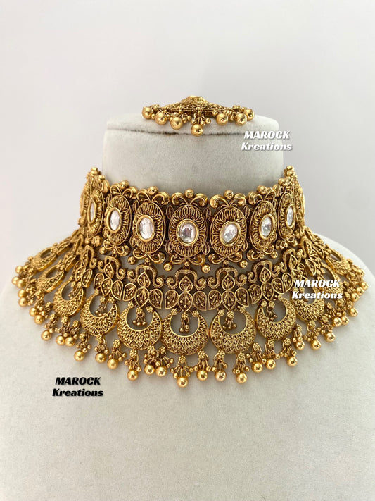 Elegant Gold Plated premium quality Kundan Statement Necklace set/Bridal set