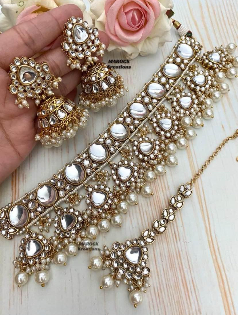 Premium Quality Kundan choker set