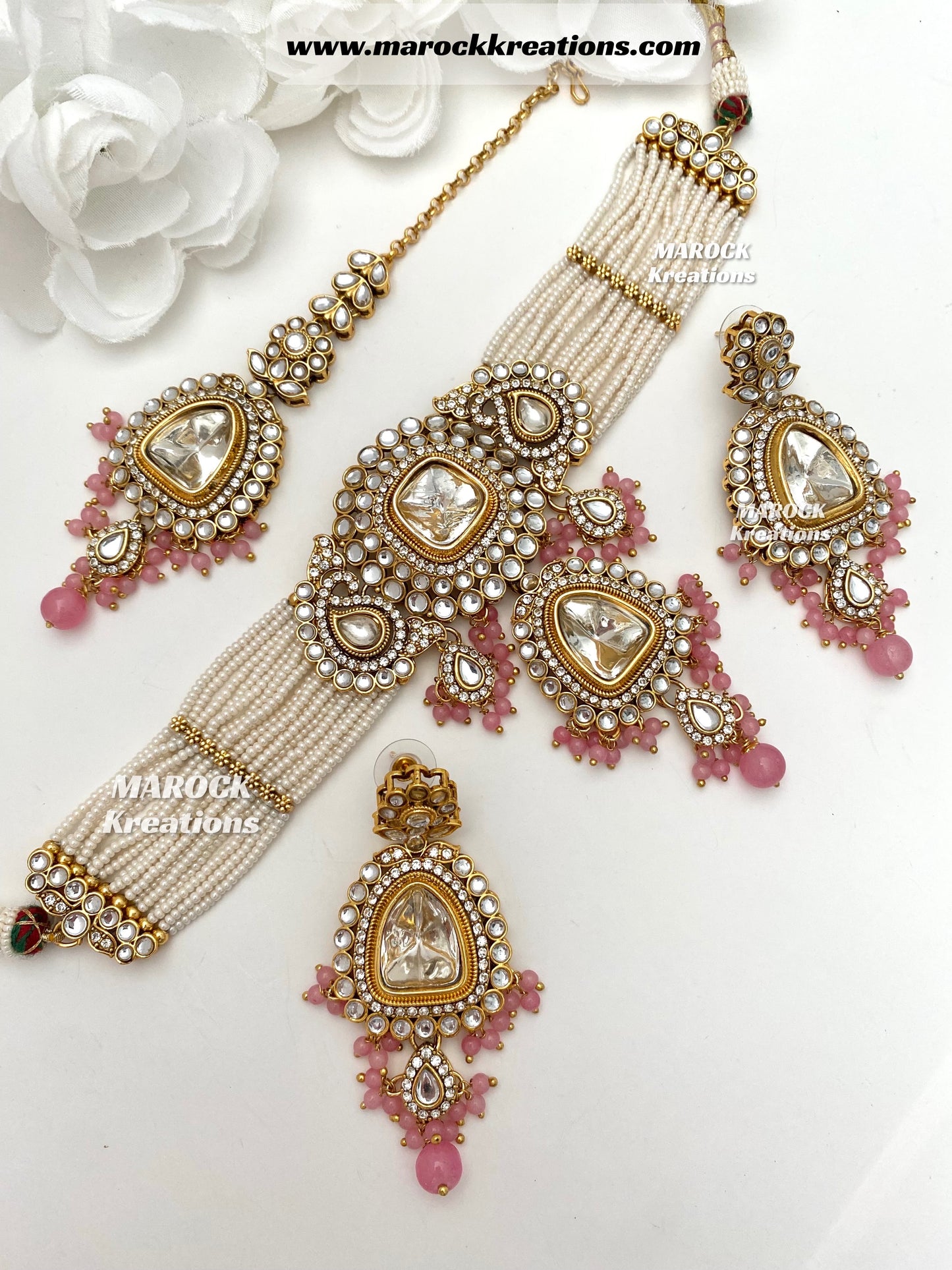 Aarzoo Kundan Statement Choker set