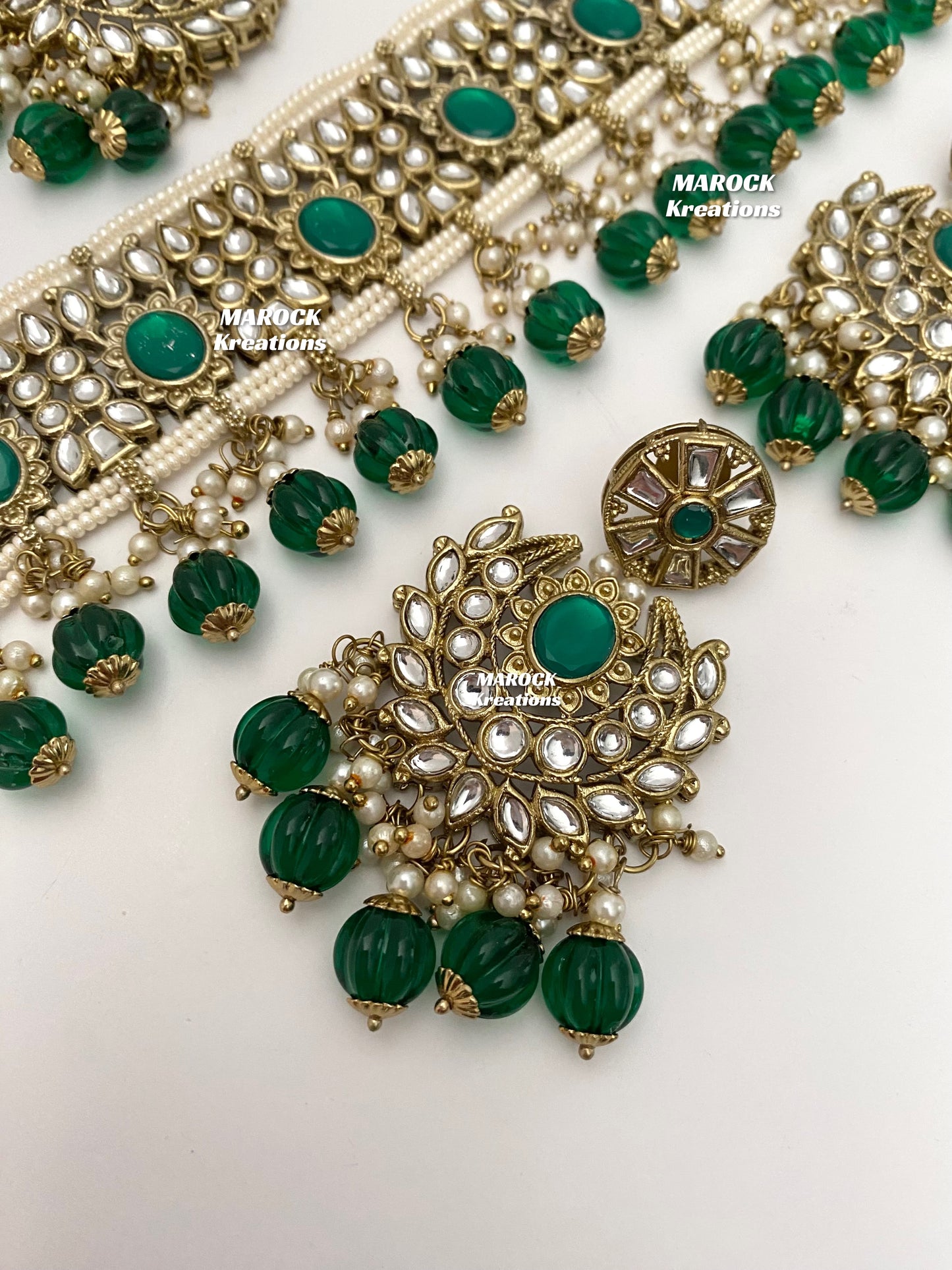 Kundan Green choker set