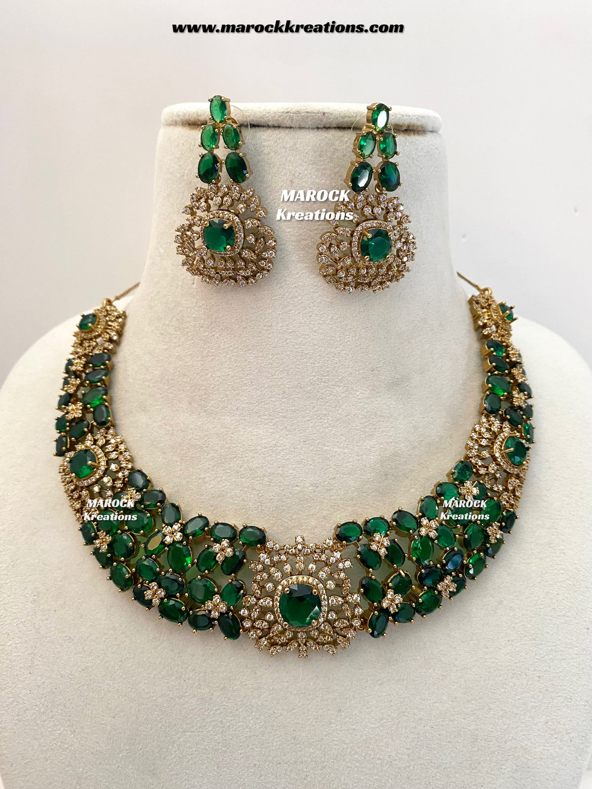 Donna Antique Gold American Diamond Statement Necklace set