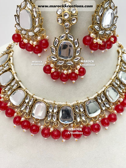 Avleen Kundan Necklace set