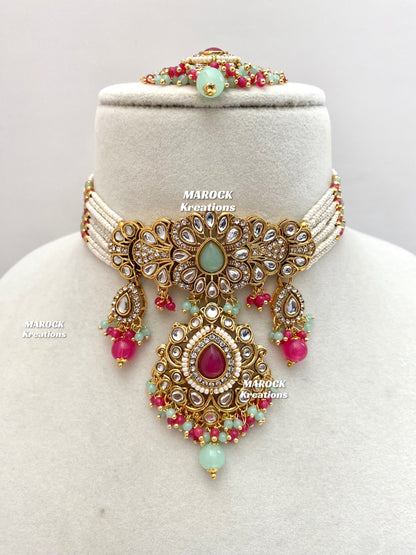 Mahima Premium Quality Kundan Choker set