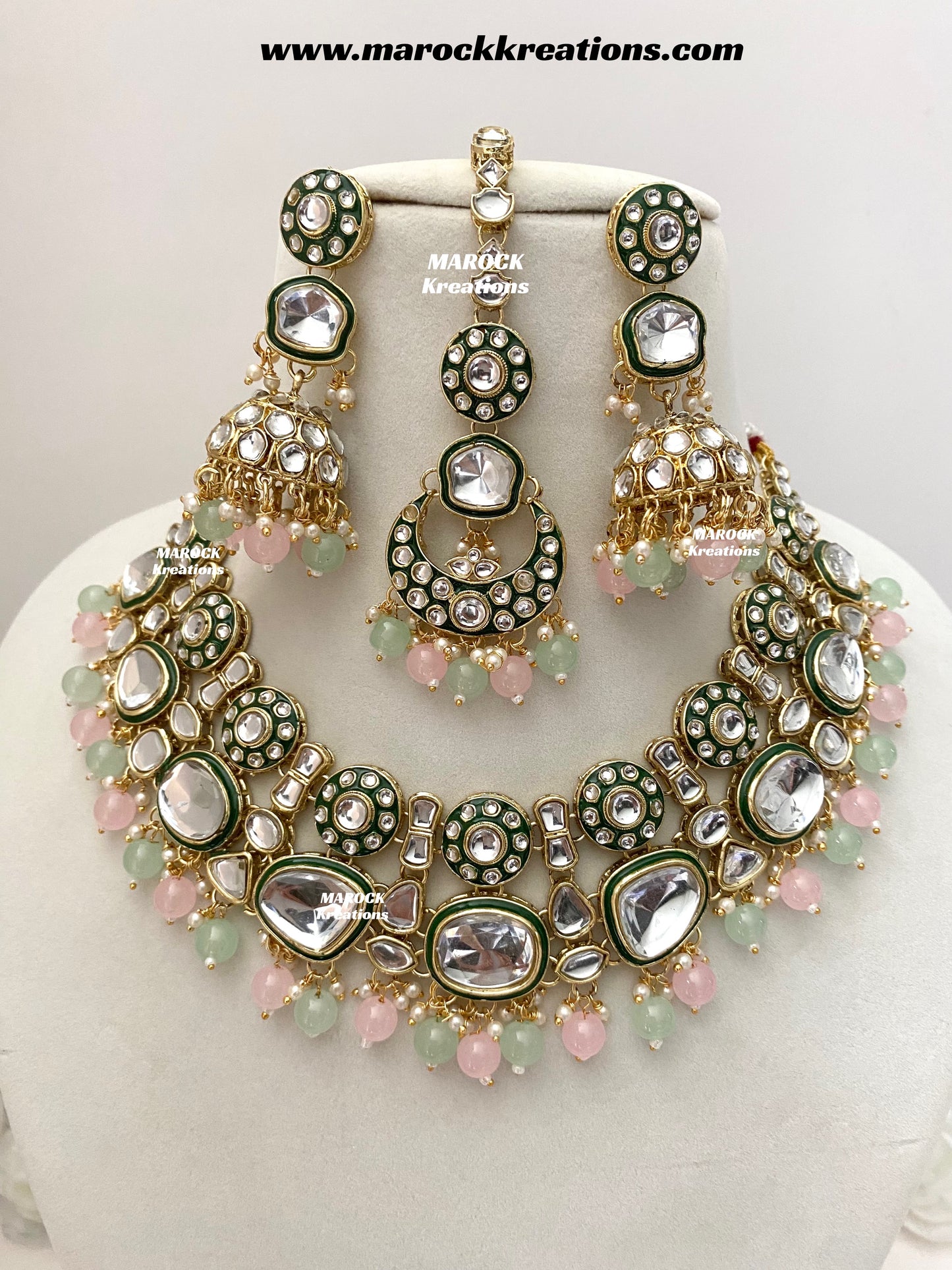 Swasti Kundan Necklace set