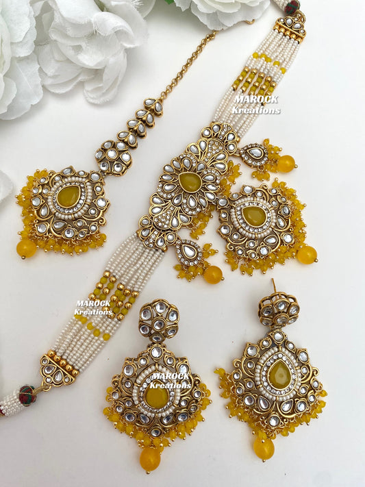 Mahima Premium Quality Kundan Choker set