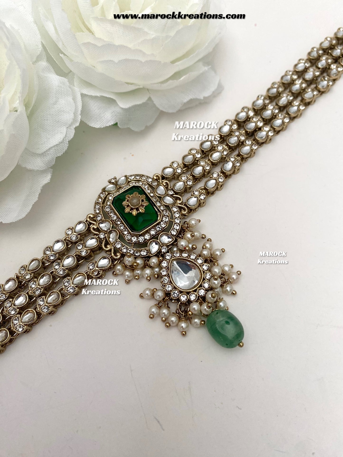 Yusrah Premium Quality Antique gold Kundan Statement Bridal set