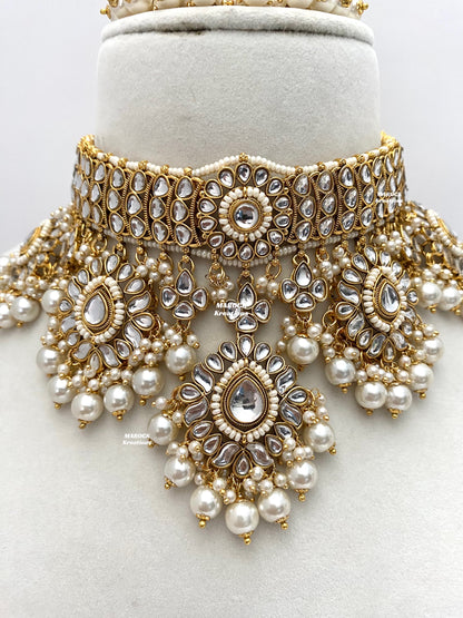 Bhavika Premium Quality Kundan choker/Necklace set