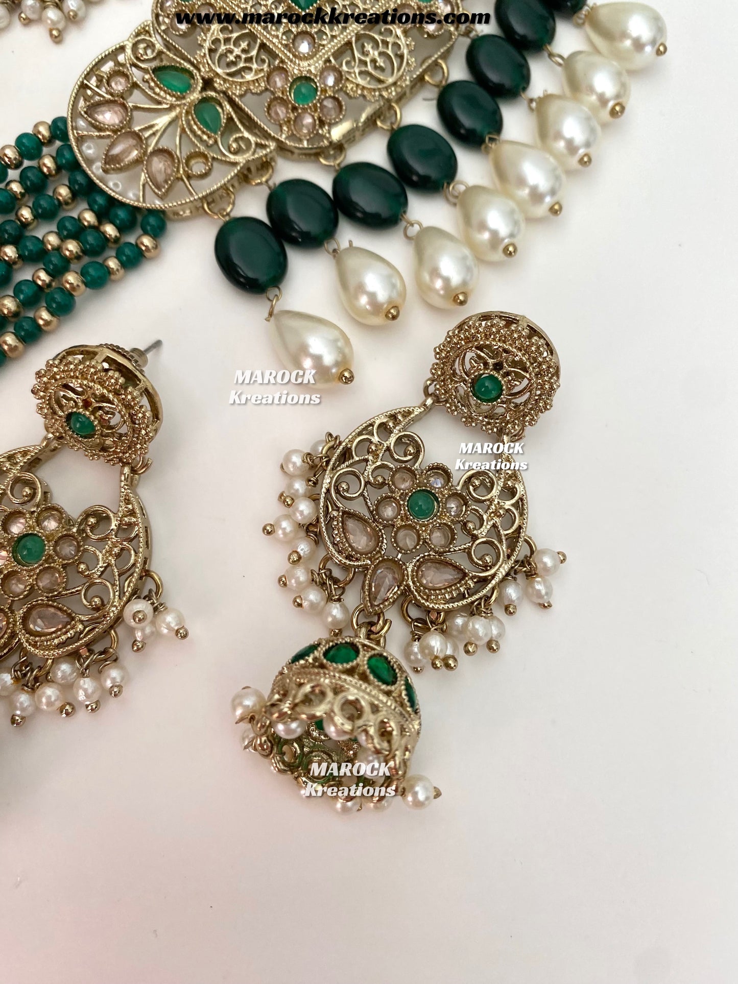 Naila Antique Gold Polki Choker set