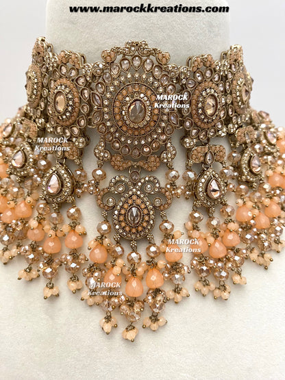 Nazmun Antique Gold Pakistani Polki  choker/necklace set with Passa