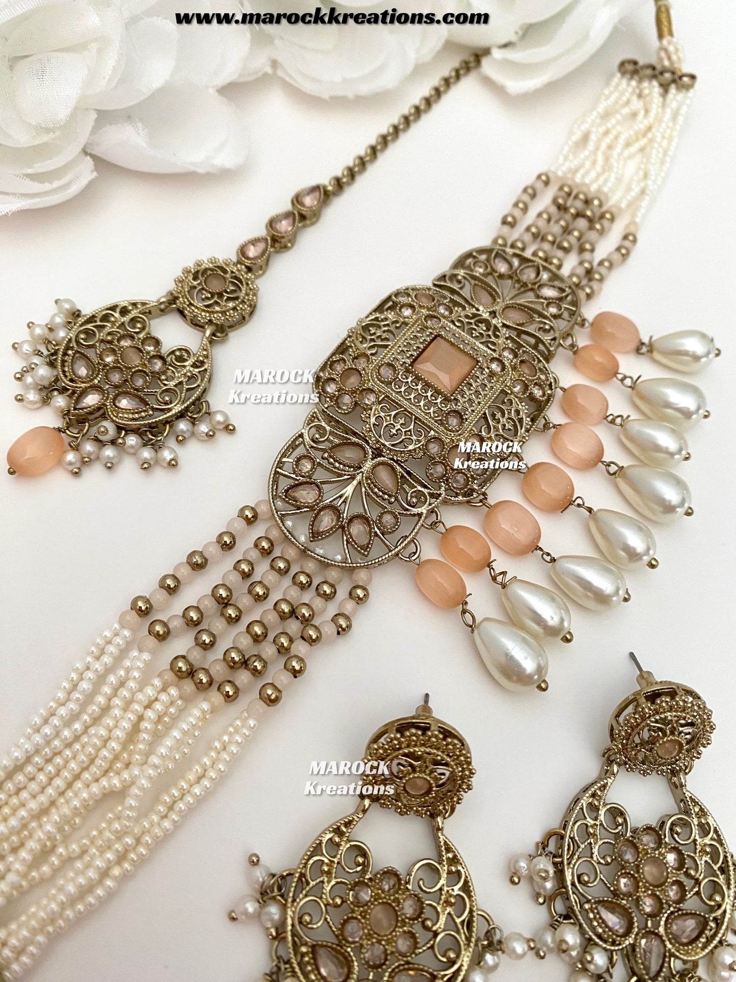 Naila Antique Gold Polki Choker set