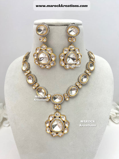 Akira Tyani Inspired Premium Quality gold plated Kundan exclusive Necklace set