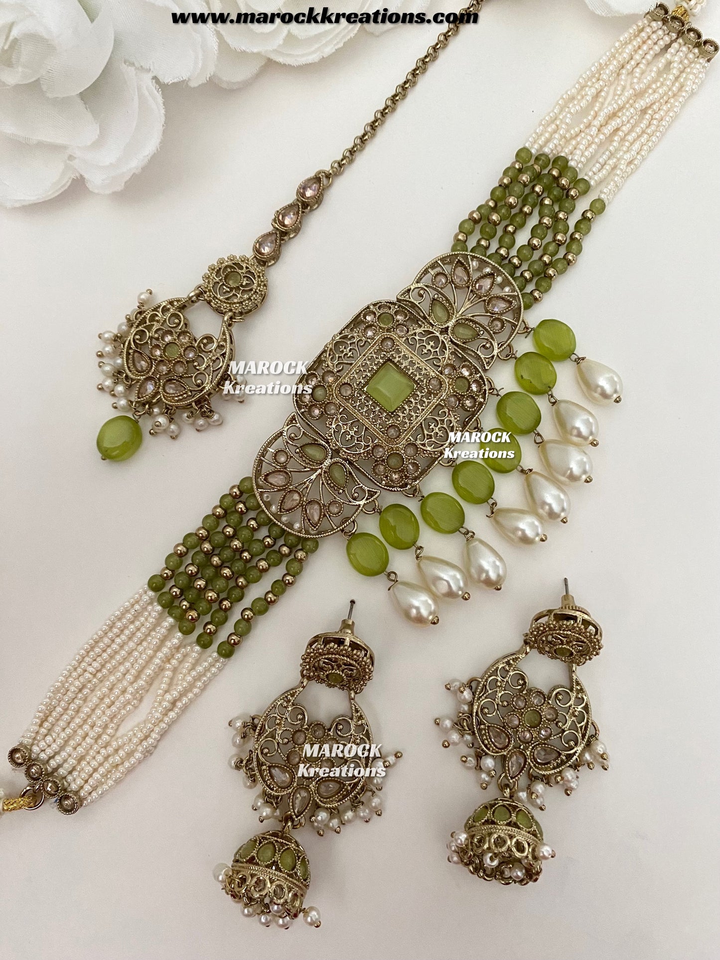 Naila Antique Gold Polki Choker set