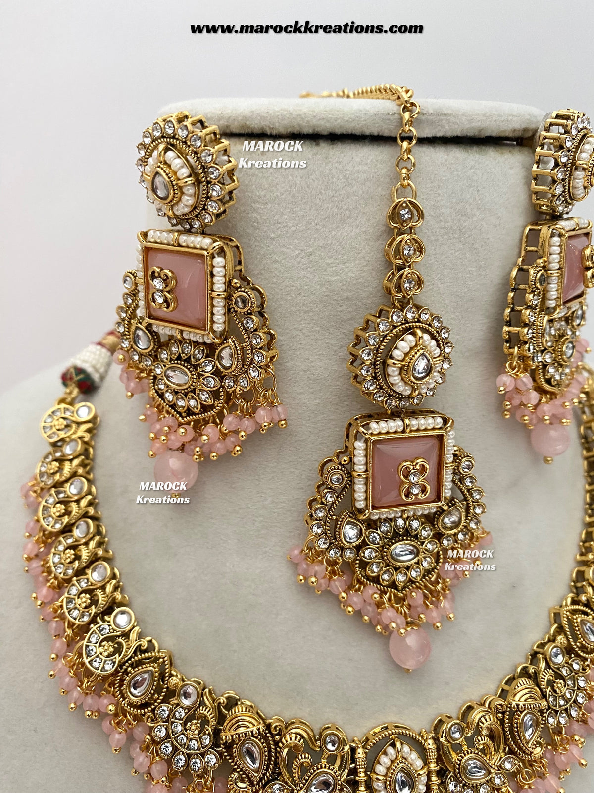 Nidhi Premium Quality Kundan Statement necklace set