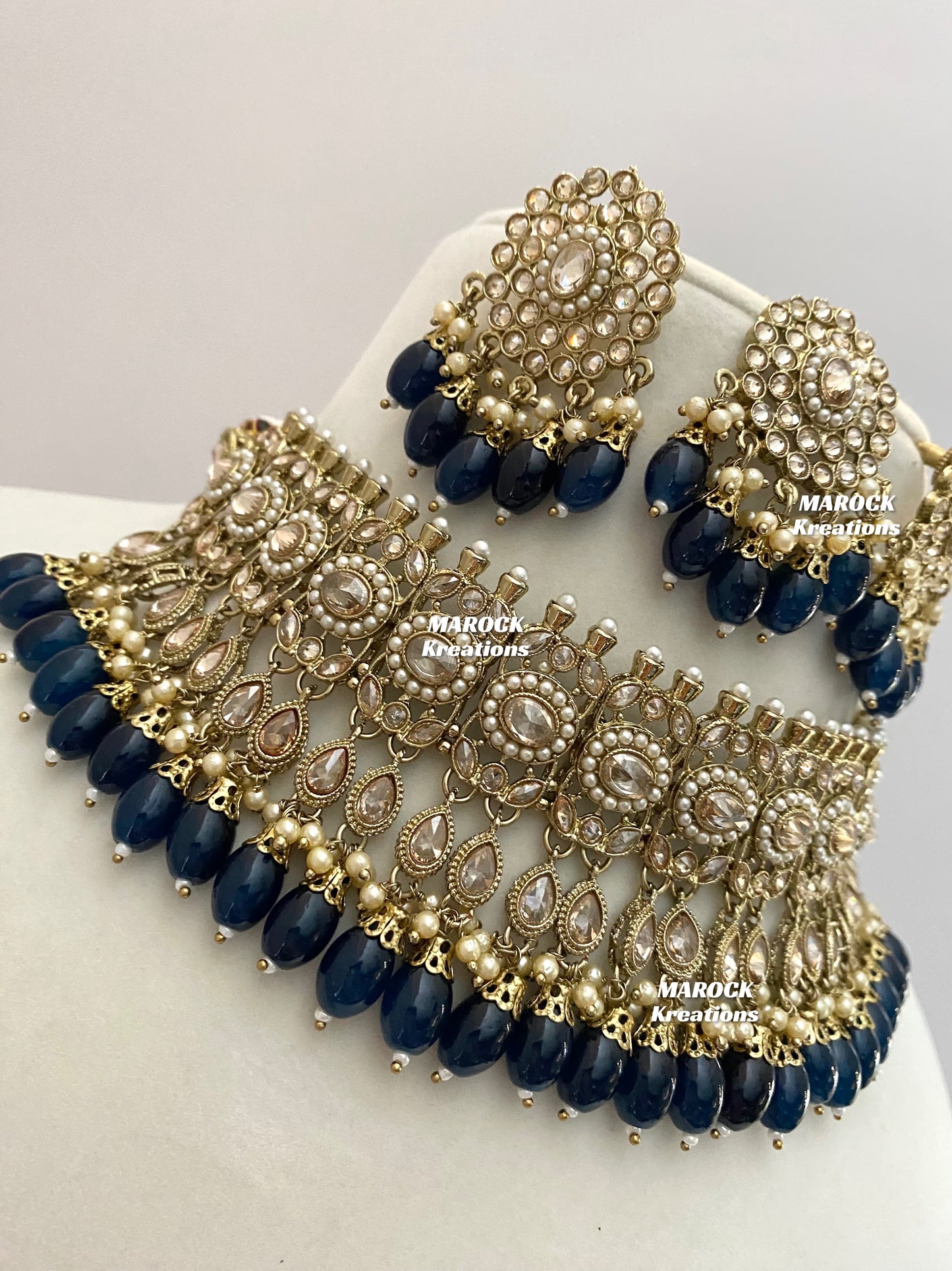 Antique Gold Polki choker sets