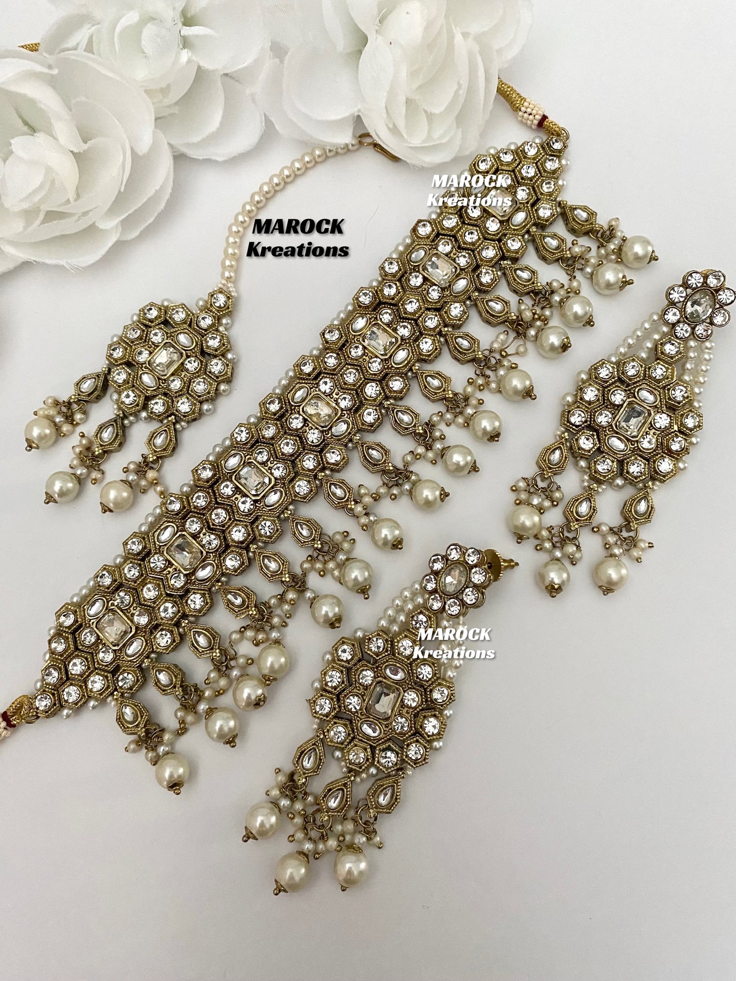 Antique Gold Kundan choker sets