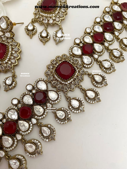 Vinny Premium Quality Moissanite Kundan Statement choker set