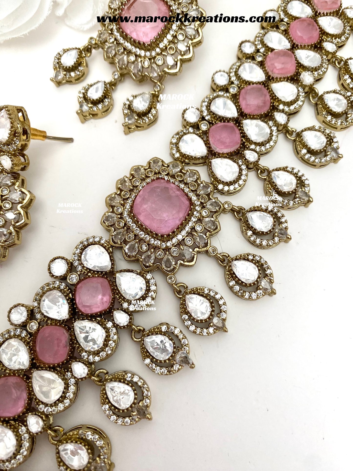 Vinny Premium Quality Moissanite Kundan Statement choker set