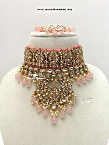 Fine Kundan Statement Choker set