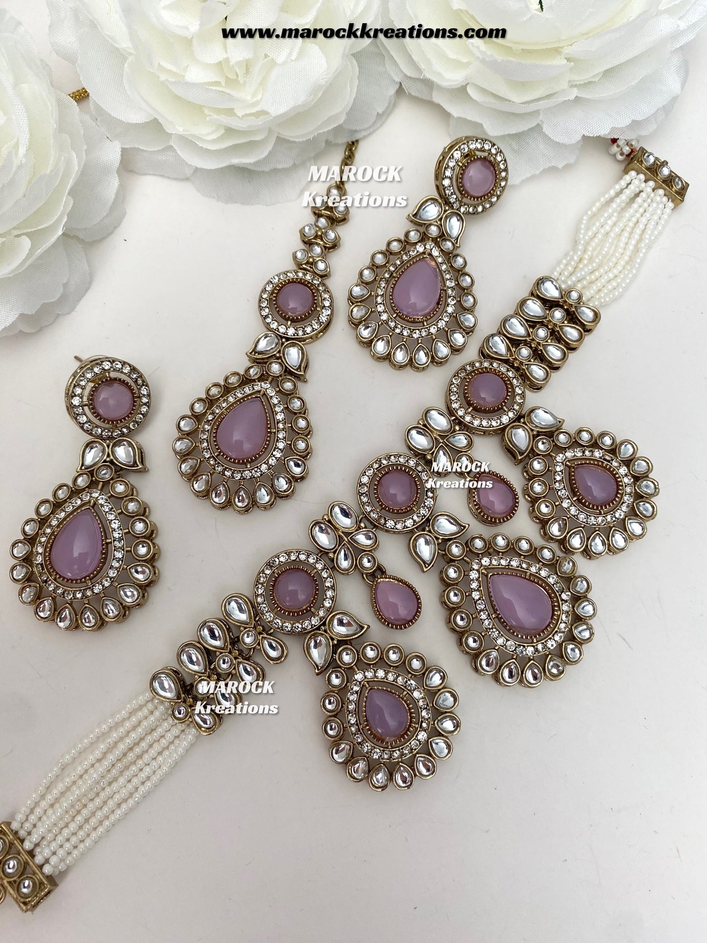 Rida Premium quality Kundan choker set