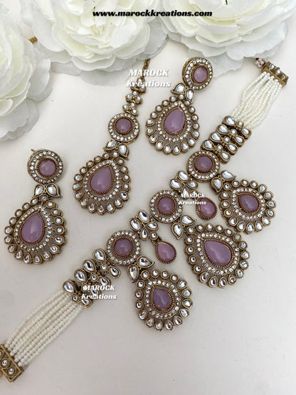 Rida Premium quality Kundan choker set