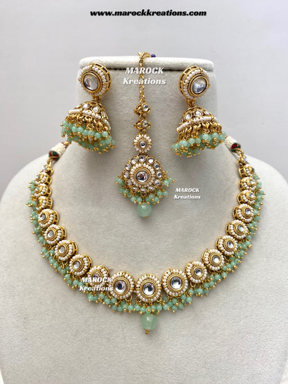 Akshi Premium Quality Kundan Single line Necklace set