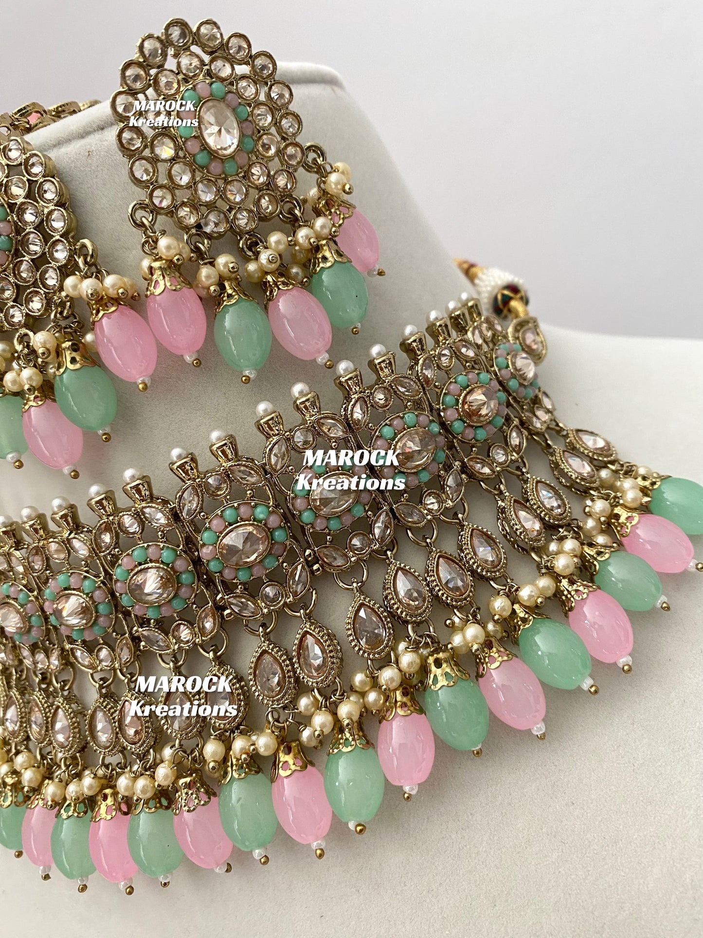 Antique Gold Polki choker sets