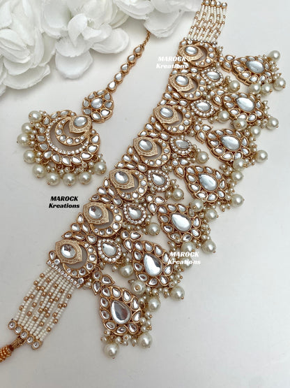 Kaniz Premium Quality Rose Gold Kundan Meenakari Choker/Necklace set