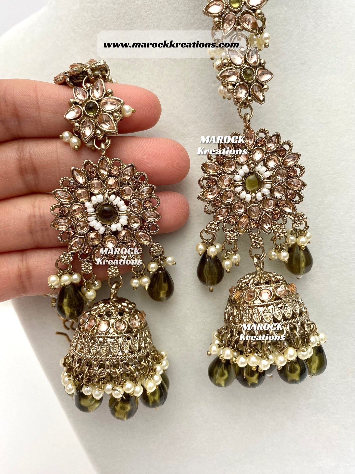 Bollywood style Polki Bahubali Jhumki Earrings comes with saharey