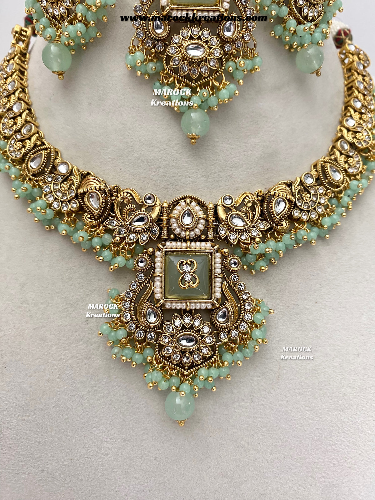 Nidhi Premium Quality Kundan Statement necklace set
