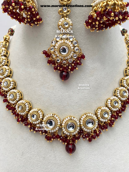 Akshi Premium Quality Kundan Single line Necklace set