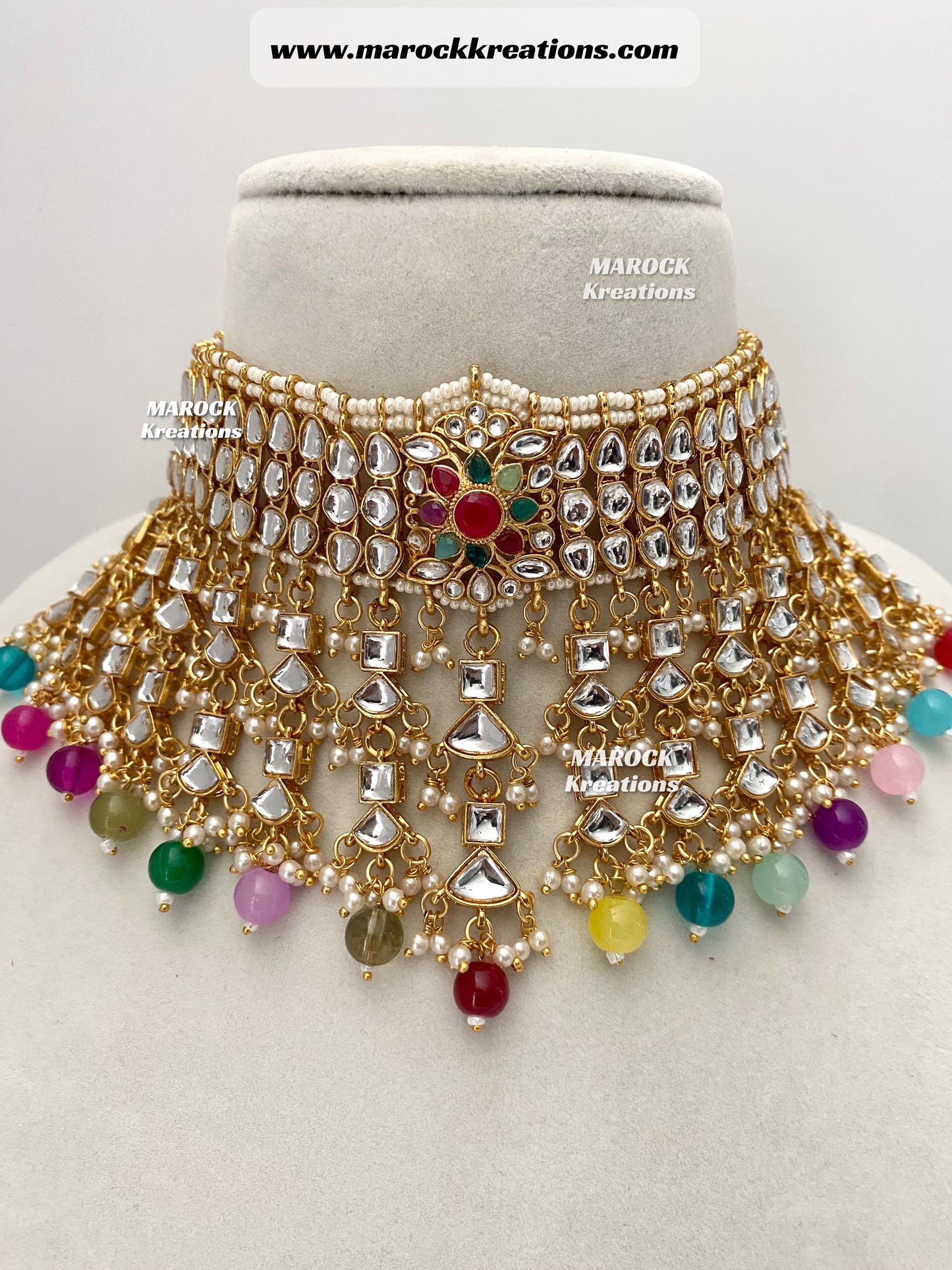 Statement Kundan Necklace set comes with Jhumki Earrings and Tikka