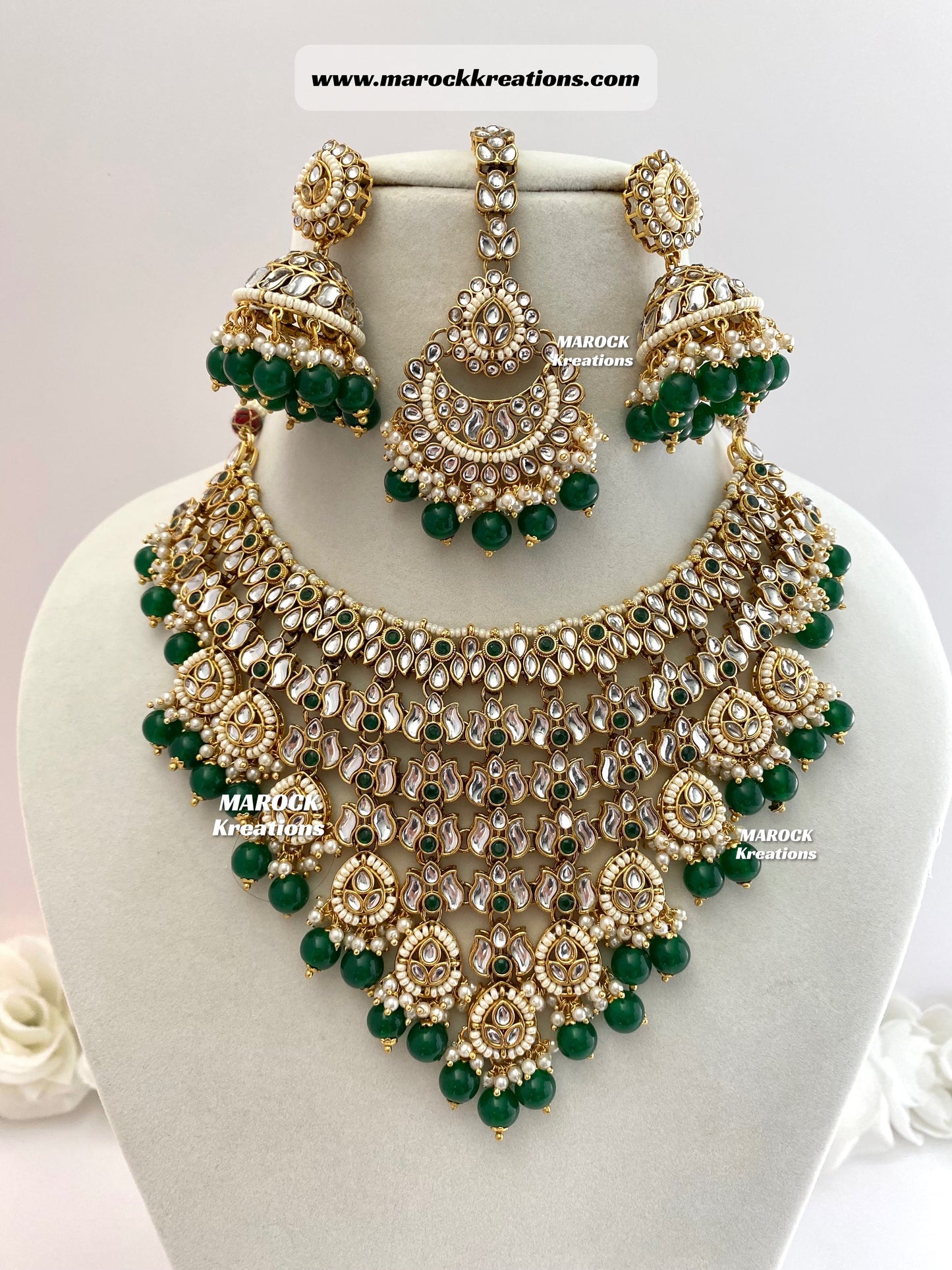 Fine Kundan V-shape Statement Necklace set