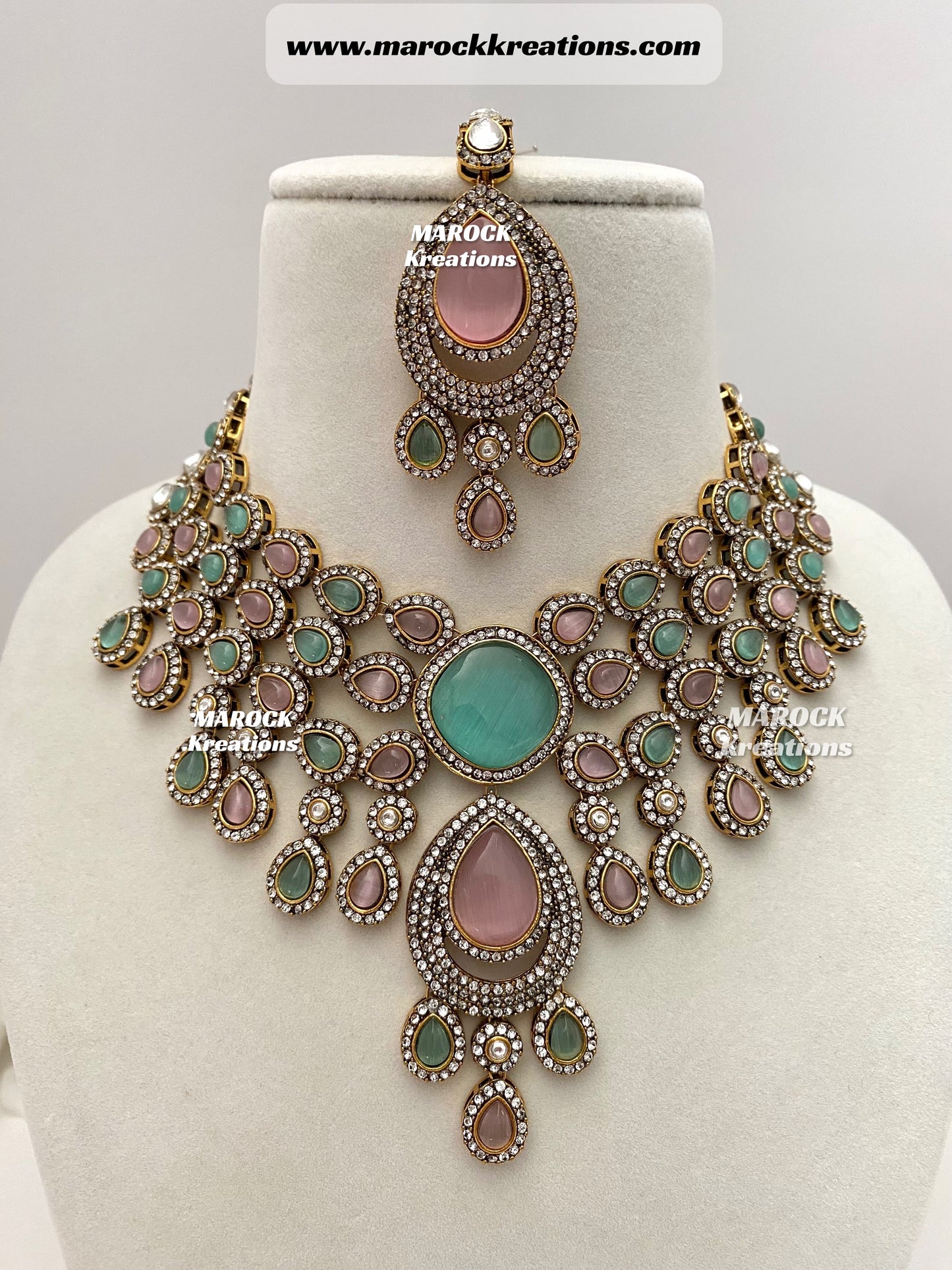 Sarah Bollywood style Victorian Monalisa Statement Necklace set