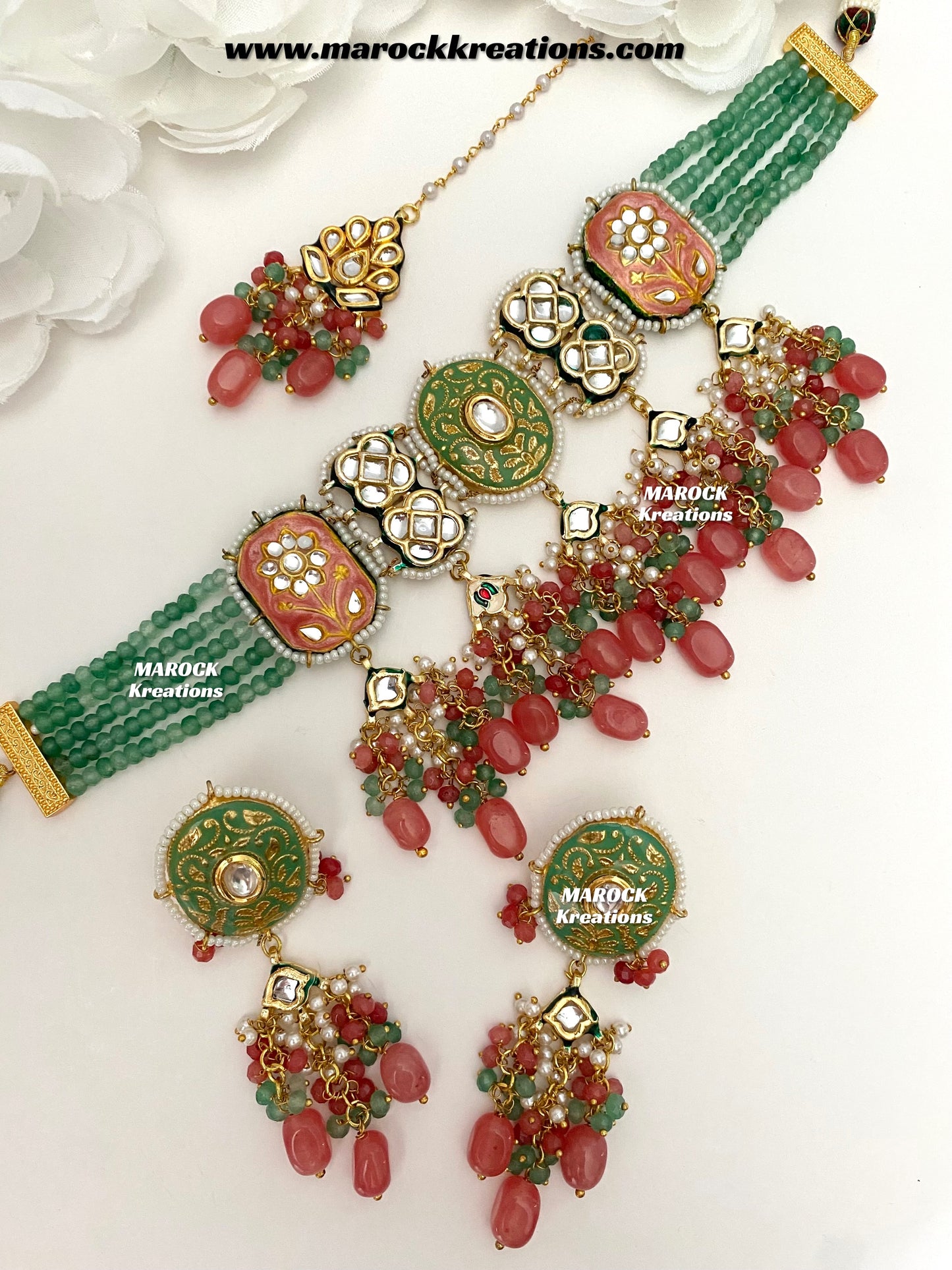 Shehnaaz Premium Quality Thappa Kundan Meenakari trendy choker set